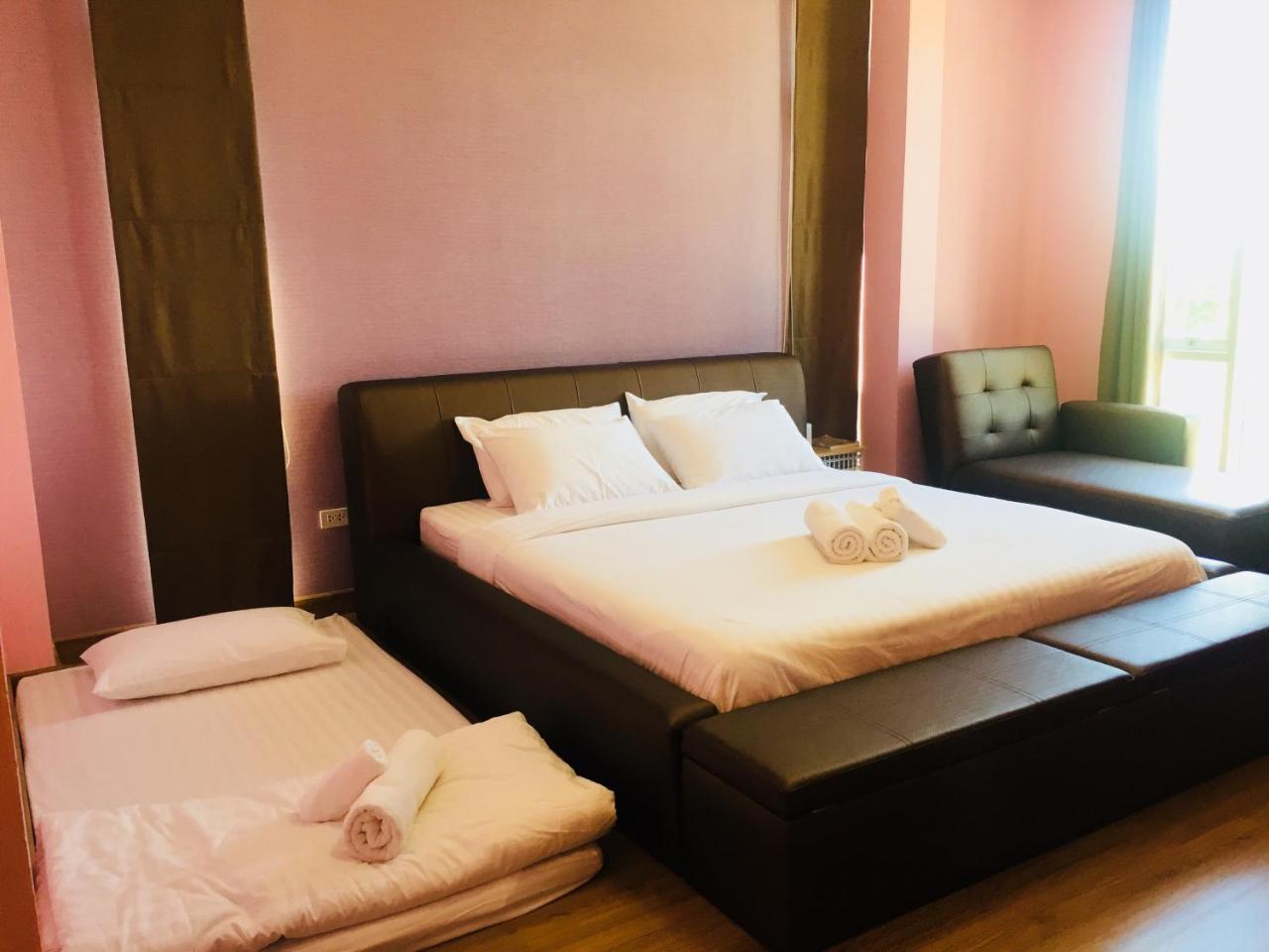 Jong Lux Pak Dee Bed & Breakfast Uttaradit Dış mekan fotoğraf